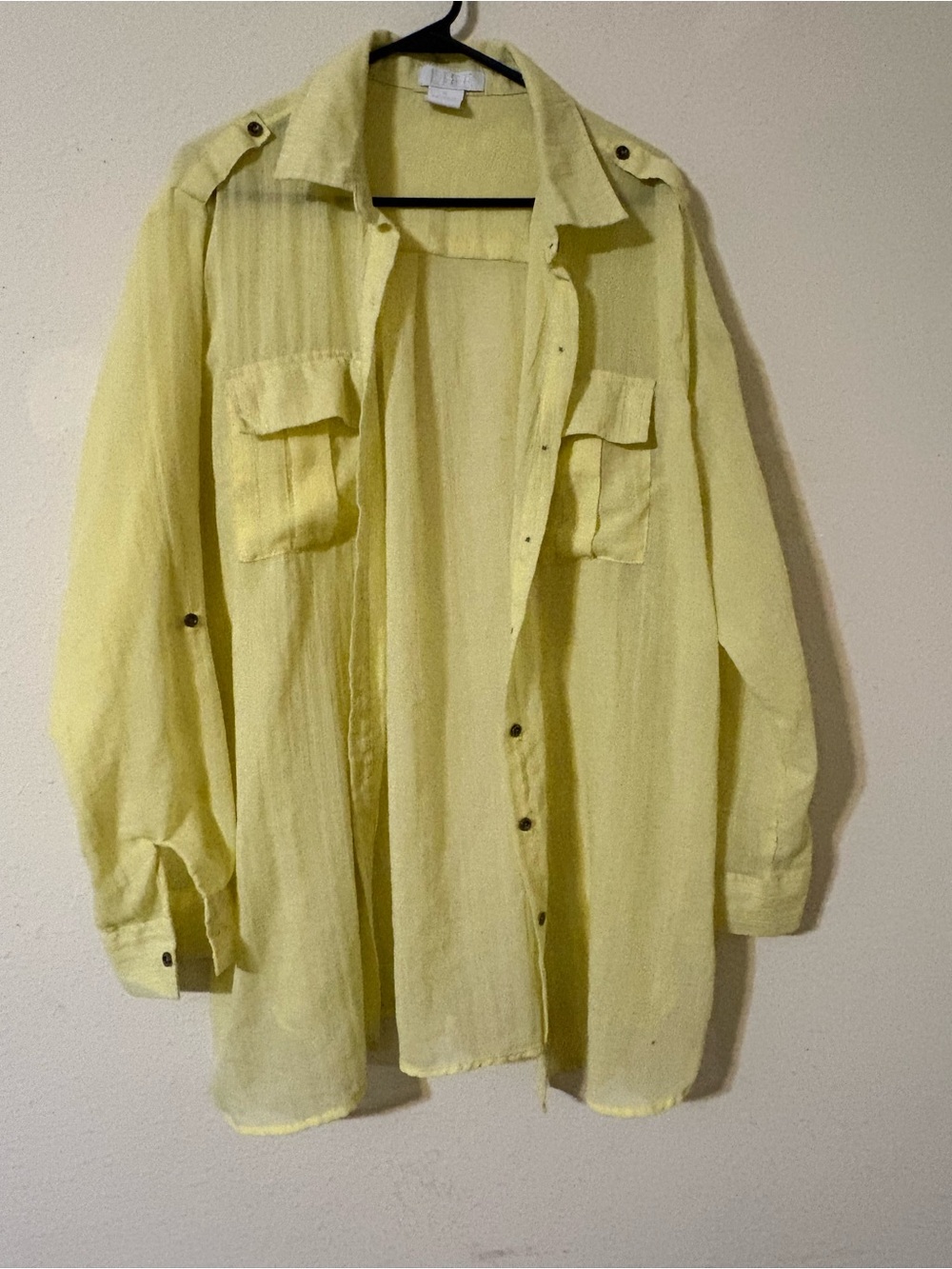 Light Yellow Button-Up Shirt - Casual Cotton Blend